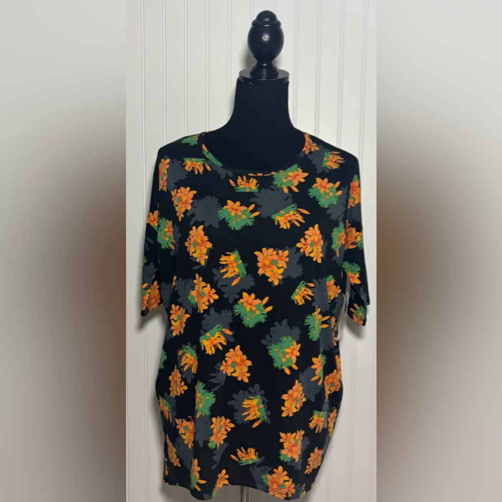 LuLaRoe Irma Tunic Top Floral Plants Size XXS Oversized Black Cottagecore Boho